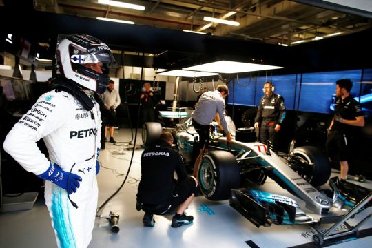 O finlandês Valteri Bottas da Mercedes ainda não conseguiu demonstrar todo o seu potencial dentro da equipe Mercedes. Bottas tem ficado atrás de Hamilton e da Ferrari de Vettel nos GPs da Austrália e China. Foto: Mercedes 