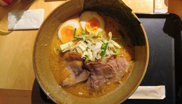 Restaurante Jojo Ramen é especializado em lámen