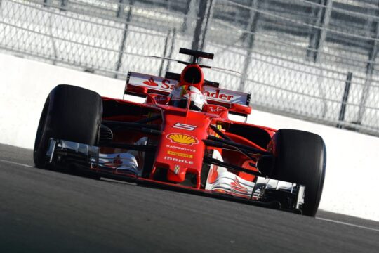 F-1: Ferrari conquista a primeira fila no GP da Rússia