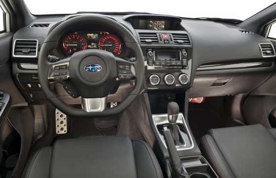 Interior do Subaru WRX. Foto: Subaru