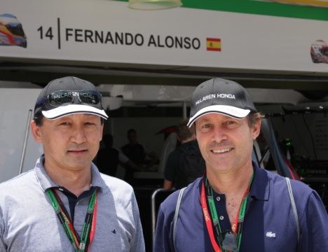 Roberto Akiyama vice-presidente da Honda Autom?veis e Sergio Bessa - diretor de Rela??es Institucionais. Foto: Amauri Yamazaki