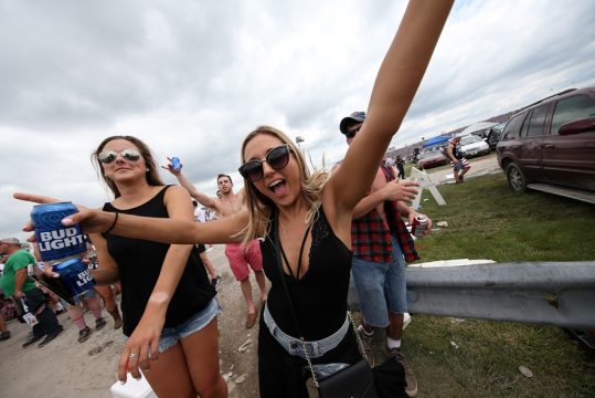 Muita festa do p?blico para as 500 Milhas de Indianapolis. A prova durou mais de 3 horas. Foto: Indycar