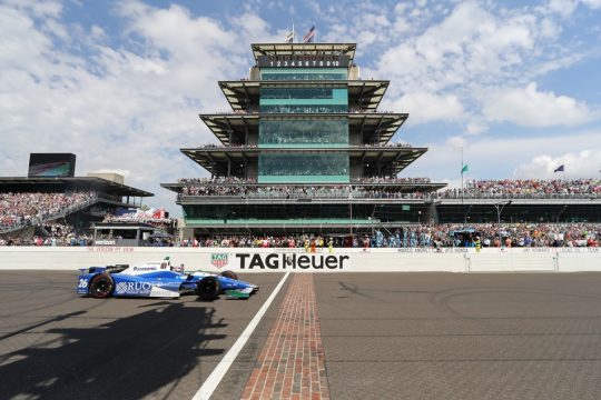 Primeira vit?ria de Takuma Sato na 101 edi??o das 500 Milhas de Indianapolis. Foto: Joe Skibinski - Indycar