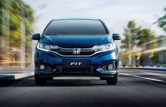 Honda lança Fit 2018 no Brasil