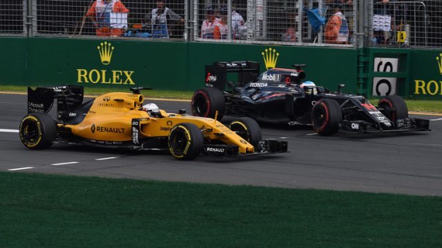 A McLaren vai correr com os motores da Renault a partir de 2018. Fernando Alonso deve renovar com a McLaren por pelo menos uma temporada. Foto: Divulgação