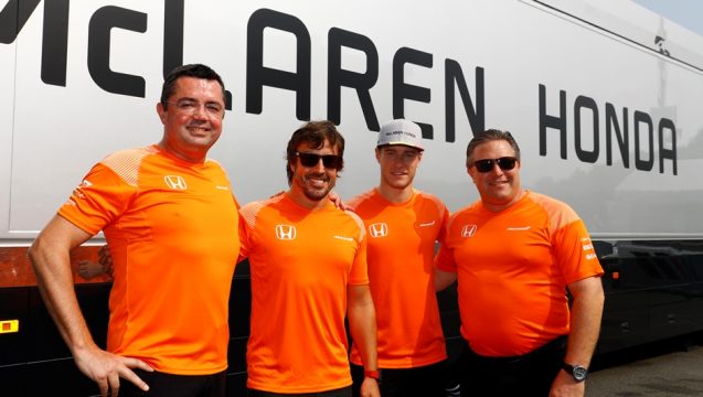 Eric Boullier, Fernando Alonso,Stoffel Vandoorne e o americano Zak Brown, Director, McLaren TechnoPhoto: Steven Tee/McLaren