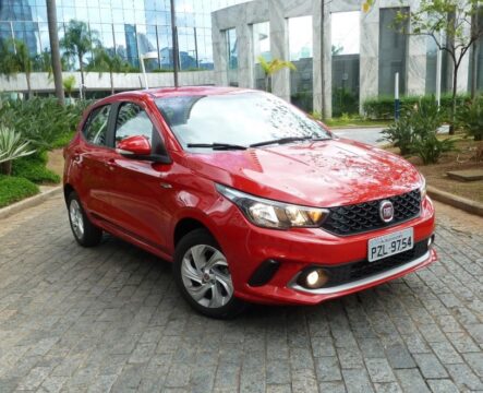 Fiat Argo Drive com motor 1.3 e câmbio automatizado GSR