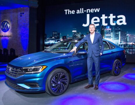 VW lança novo Jetta durante Salão de Detroit