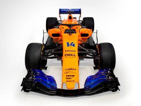 Nova pintura também dá destaque ao azul do novo patrocinador Kimoa (óculos). Foto: McLaren