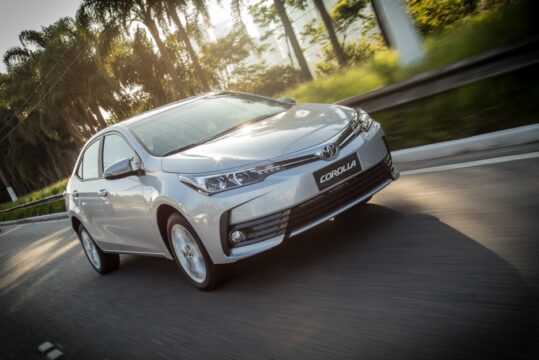 Toyota concede desconto especial no Corolla XEi para PcD