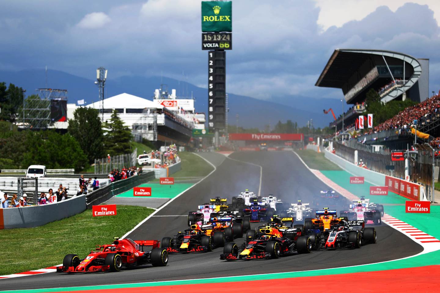 Largada do GP da Espanha de F-1. Photo by Dan Istitene/Getty Images) // Getty Images / Red Bull Content Pool // AP-1VNCJ1SVW1W11 // Usage for editorial use only // Please go to www.redbullcontentpool.com for further information. //