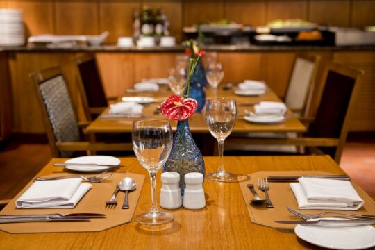 Restaurante Gran Vía prepara buffet especial para o Dia das Mães