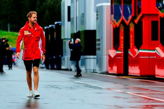 Sebastian Vettel da Ferrari larga na terceira posição no GP da Áustria. Foto: Ferrari