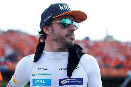 Fernando Alonso completou 37 anos no domingo do GP da Hungria. O espanhol pode abandonar a categoria ao final da temporada. Foto: McLaren Photo: Steven Tee/McLaren ref: Digital Image _1ST0841