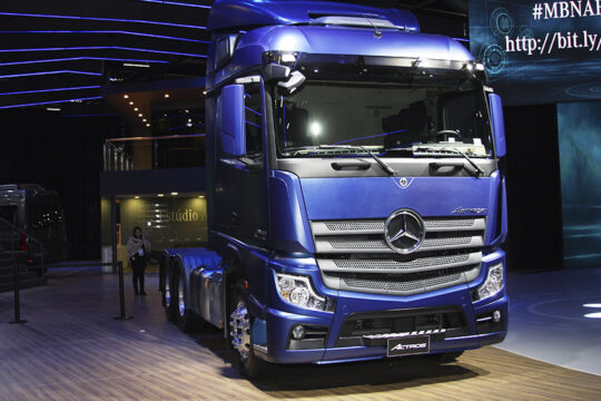 Mercedes anuncia demissão de 3.600 trabalhadores