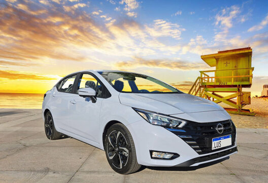 Andamos no Nissan Versa Exclusive 2024